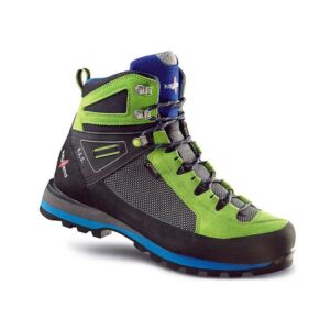 trekking shoes rental