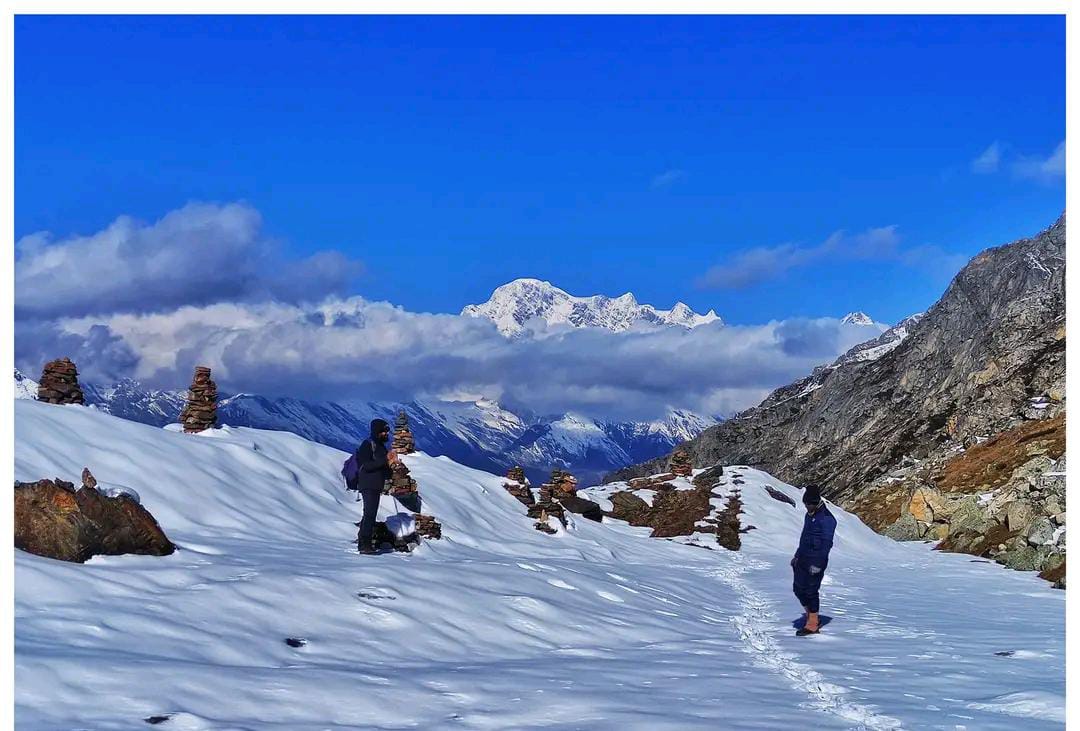 bagini glacier trek difficulty level